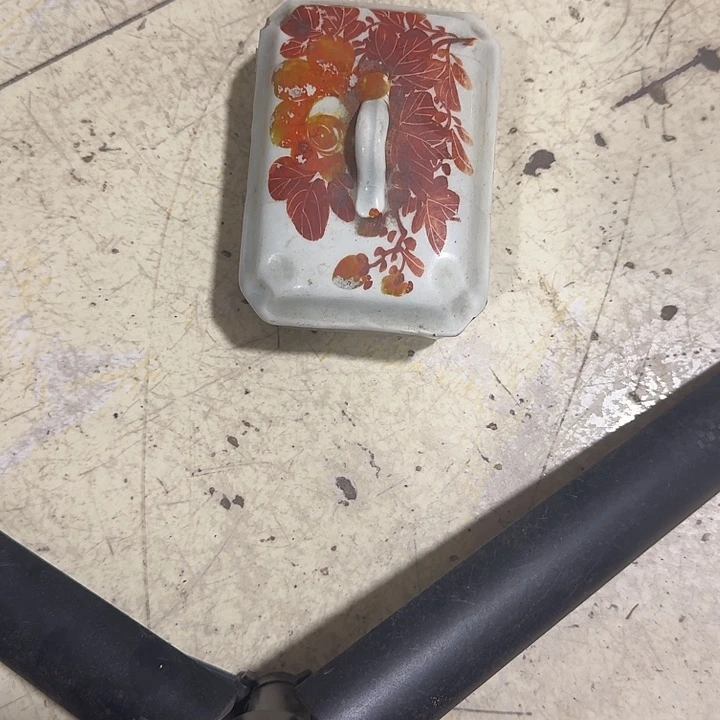 陶摆件攀登高峰艺术瓷器