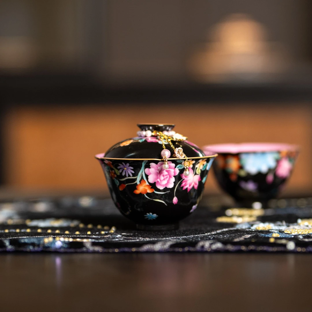 HYJ0010 和雲集 黑地花口百花争艳-盖碗