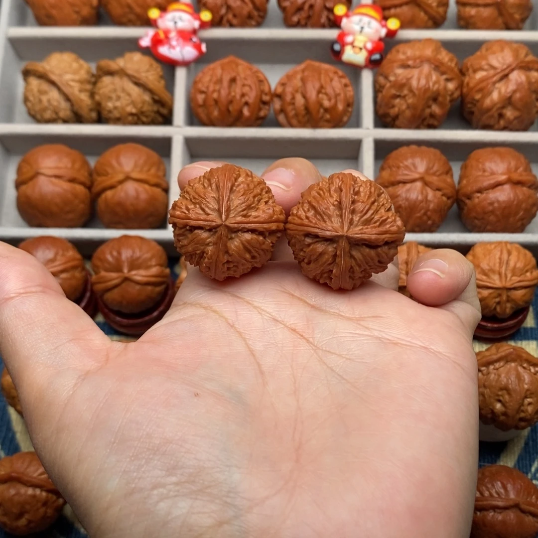 一***你文玩核桃把件四棱