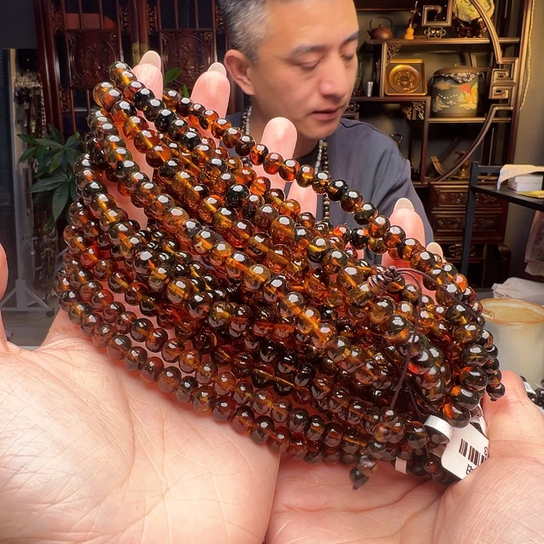 琥珀未镶嵌裸石抚顺琥珀20573七多样性发其一