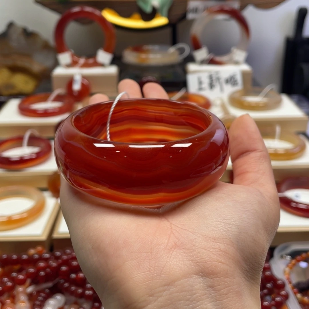 玛瑙/玉髓未镶嵌手镯