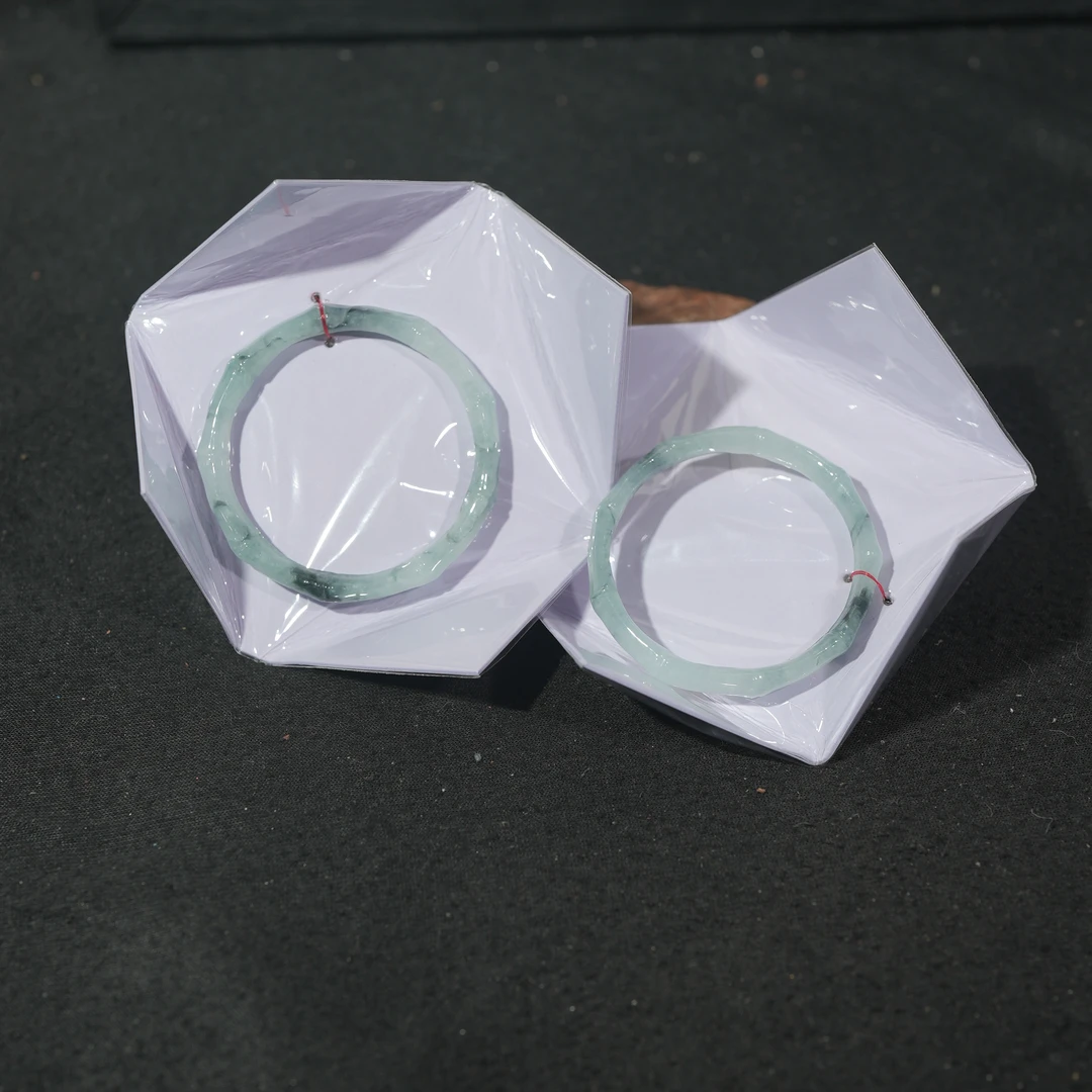 香港王老板-翡翠手镯多样性发一t4300