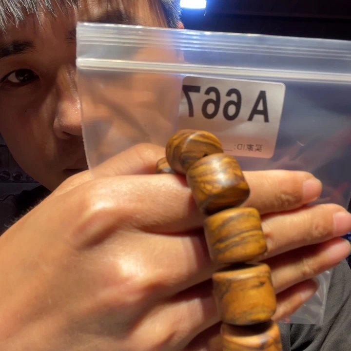 大叶紫檀（黑酸枝木类）667