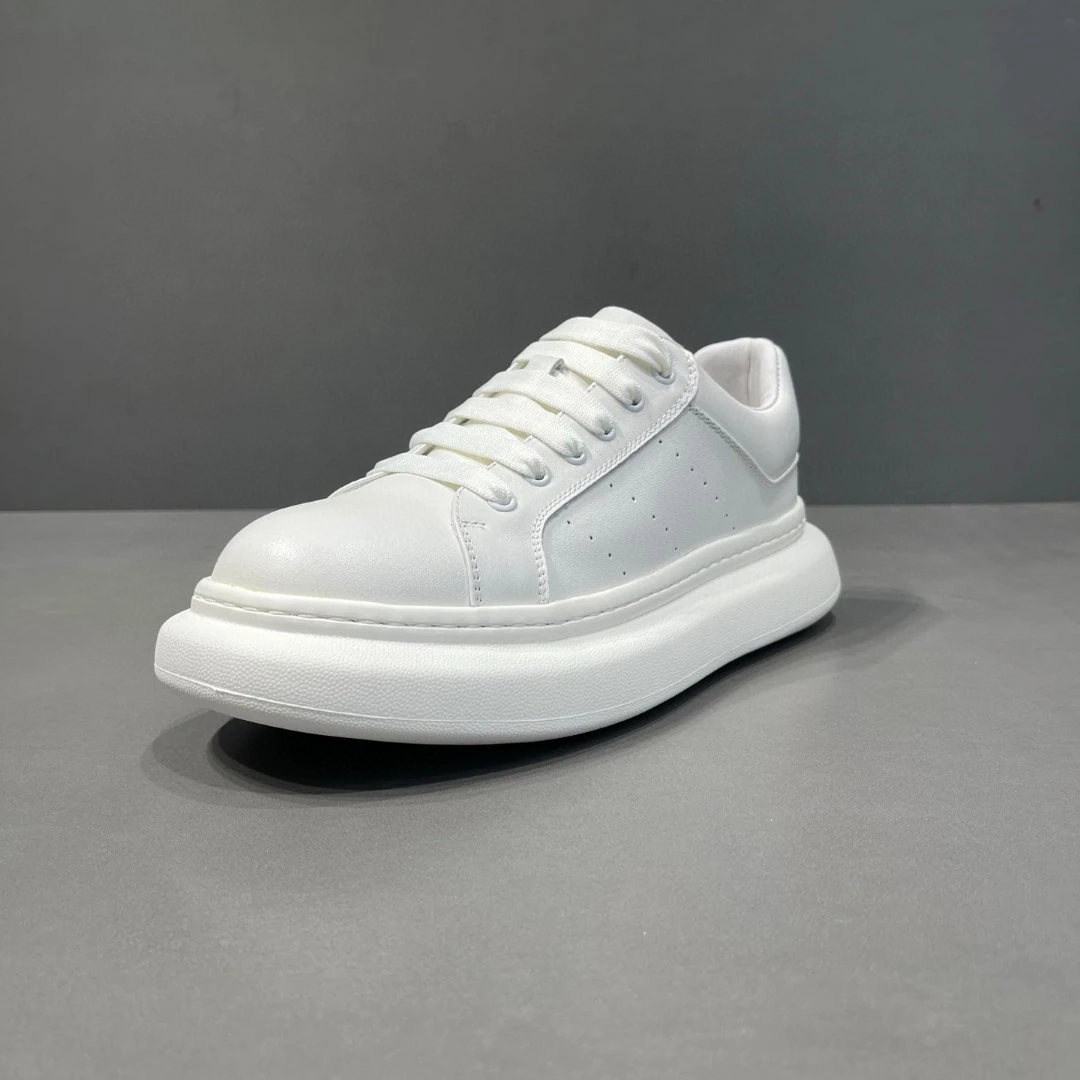 男士百搭运动小白鞋2025真皮厚底增高板鞋潮流百搭休闲鞋子男款