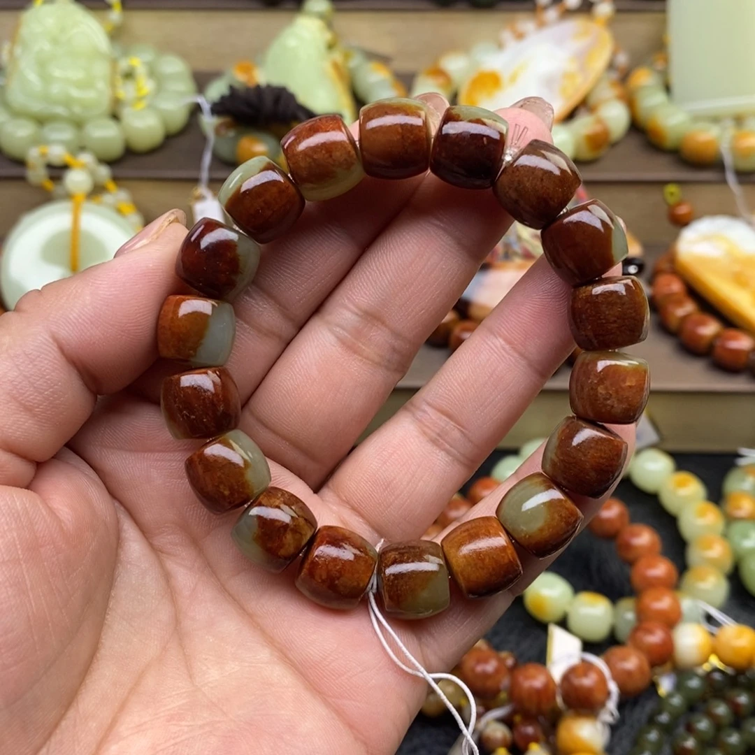 透闪石质玉未镶嵌手串