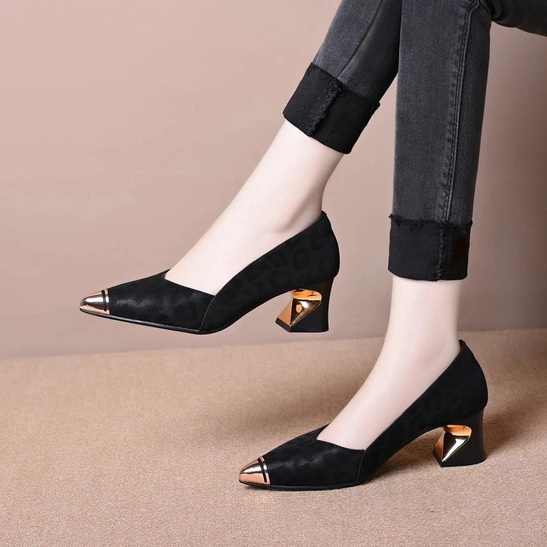 豹纹气质高跟鞋女粗跟春秋季新款金属头防踢设计法式浅口时尚单鞋