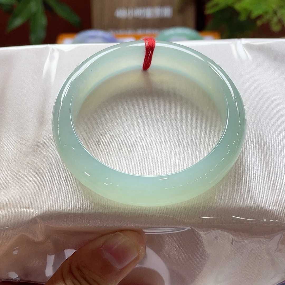 翡翠未镶嵌手镯40 号链接