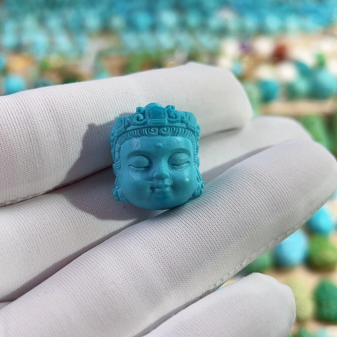 绿松石未镶嵌珠宝奇石