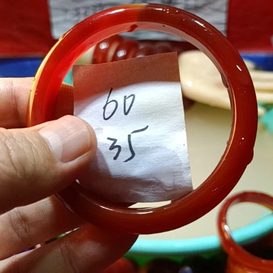 玛瑙/玉髓手镯未镶嵌