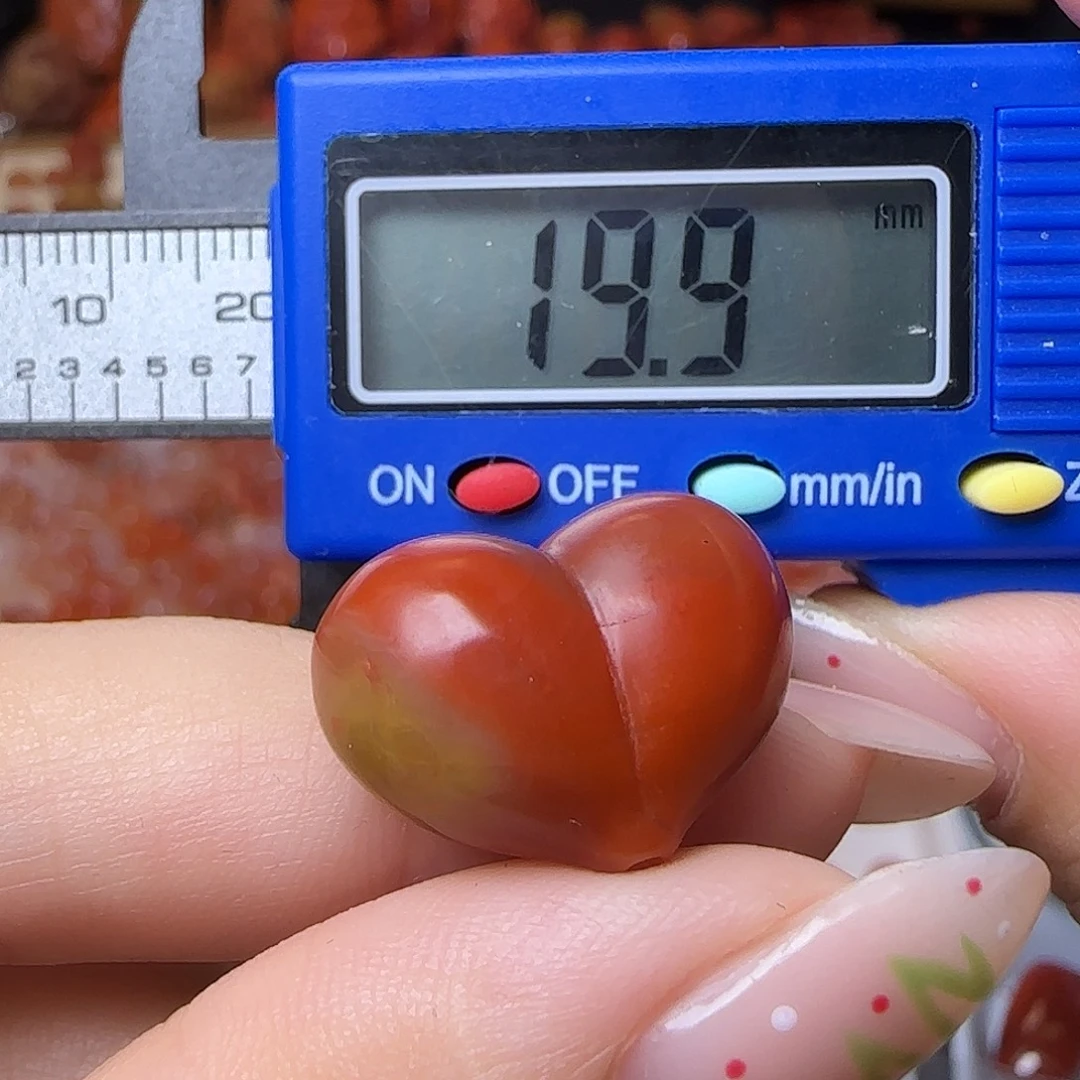 南红玛瑙未镶嵌颈饰