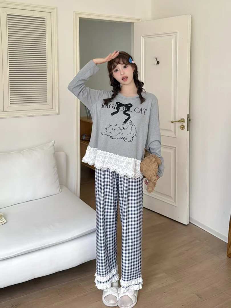 85-秋冬季女款灰色英文猫咪套头灰格裤带胸垫长袖长裤套装