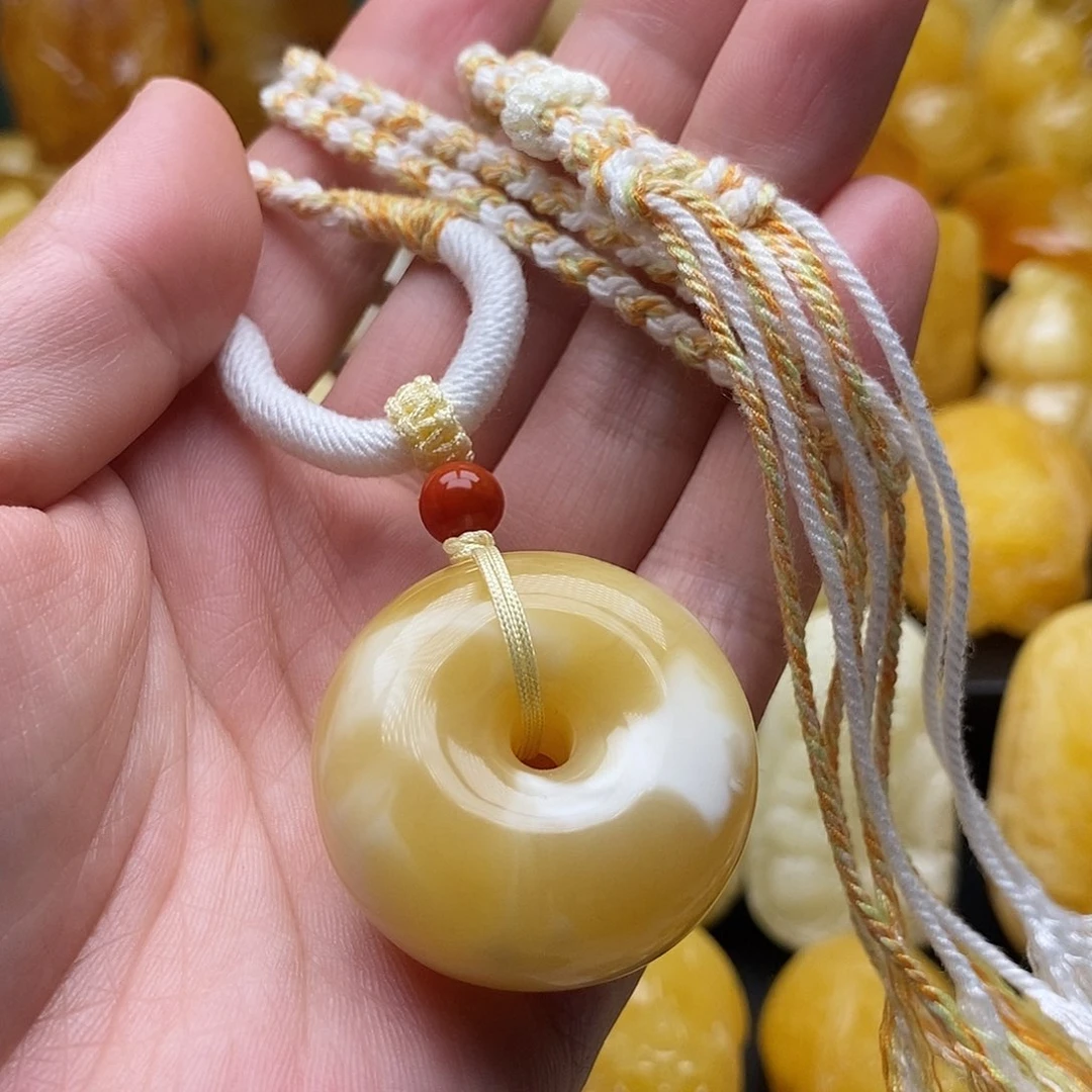 琥珀颈饰未镶嵌琥珀蜜蜡吊坠