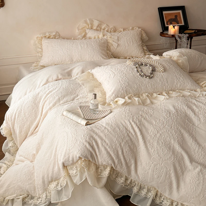 法式加厚雕花牛奶绒四件套蕾丝花边公主风双面绒加绒被套被罩床单