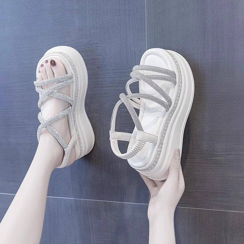 8796-2新款厚底增高仙女风外穿水钻百搭网红松糕坡跟罗马凉鞋女