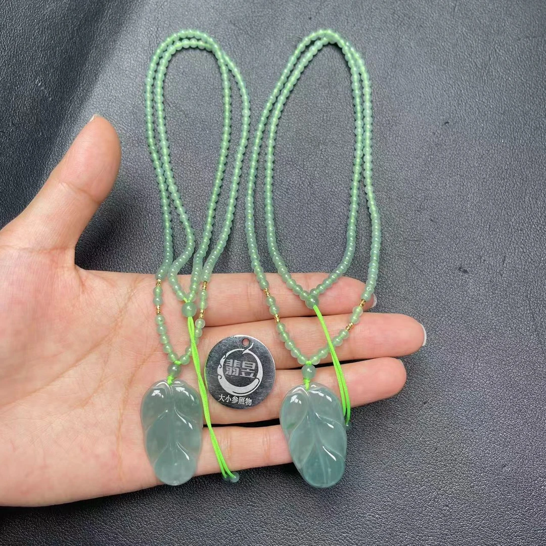 36493T30-3B26-天然A货翡翠珠链吊坠-多样性发其一