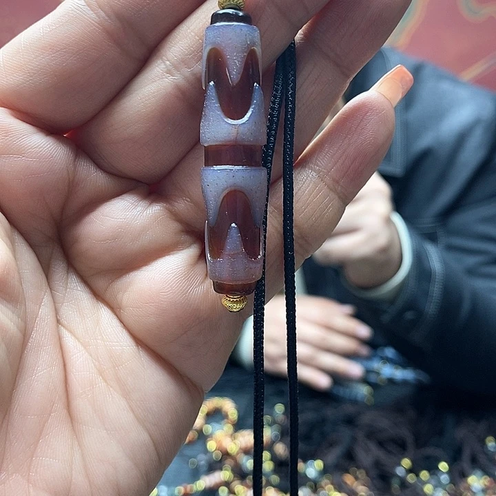 玛瑙/玉髓颈饰合金