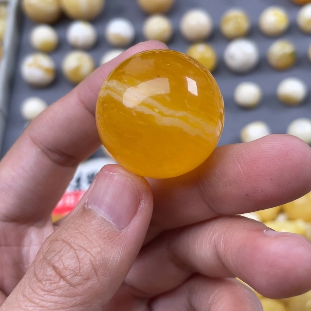蜜蜡珠宝奇石未镶嵌我****？