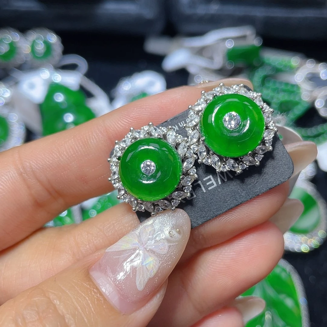 翡翠颈饰银S925镶嵌翡翠