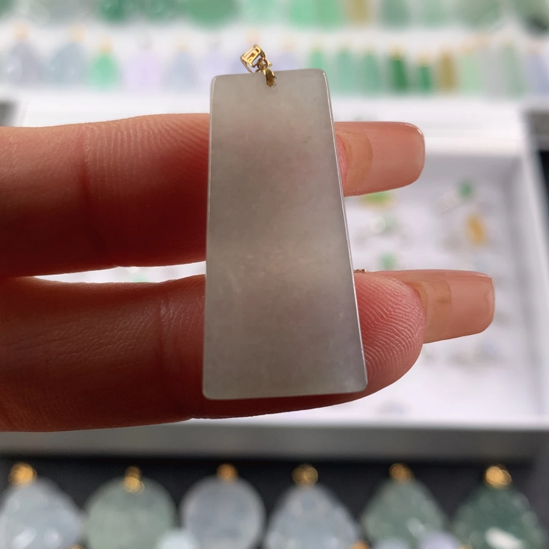 翡翠未镶嵌颈饰缅甸天然A货翡翠 无事牌