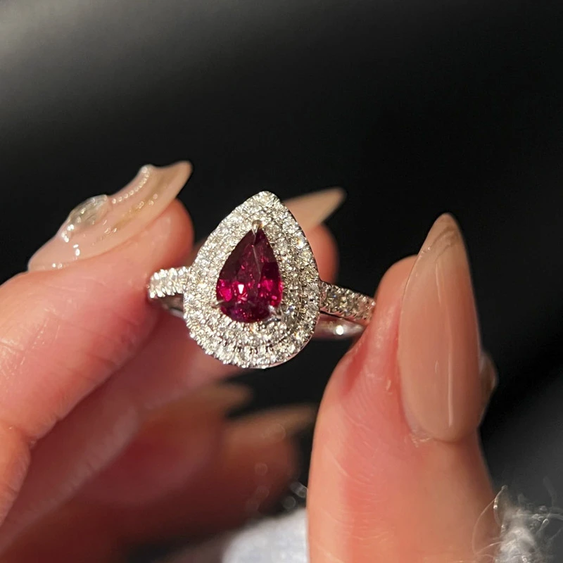 吉尔德无烧超级鸽血红18K金红宝石戒指1.06克拉