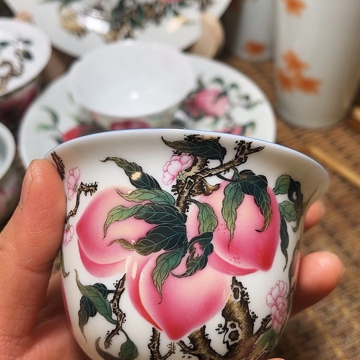 居***人景德镇陶瓷釉上粉彩工艺