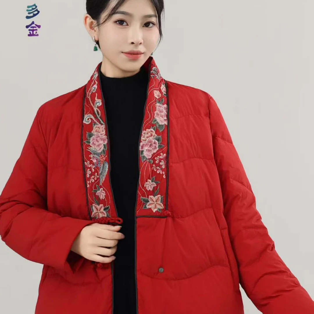 炫织梦2025新款中式国风绣花羽绒服V领对襟盘扣民族风羽绒外套