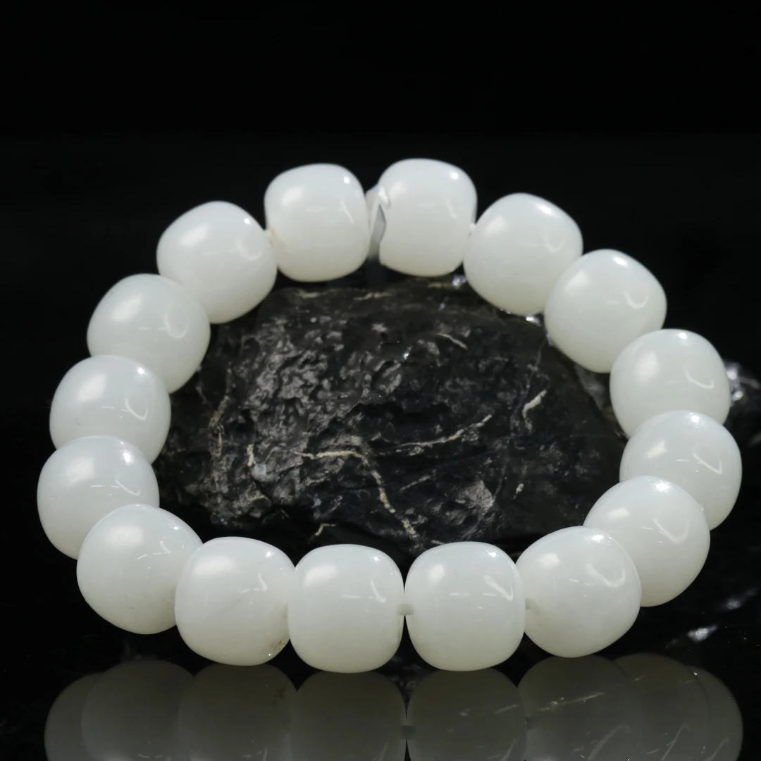 47和田玉羊脂白手串/900347上海嘉禾拍卖