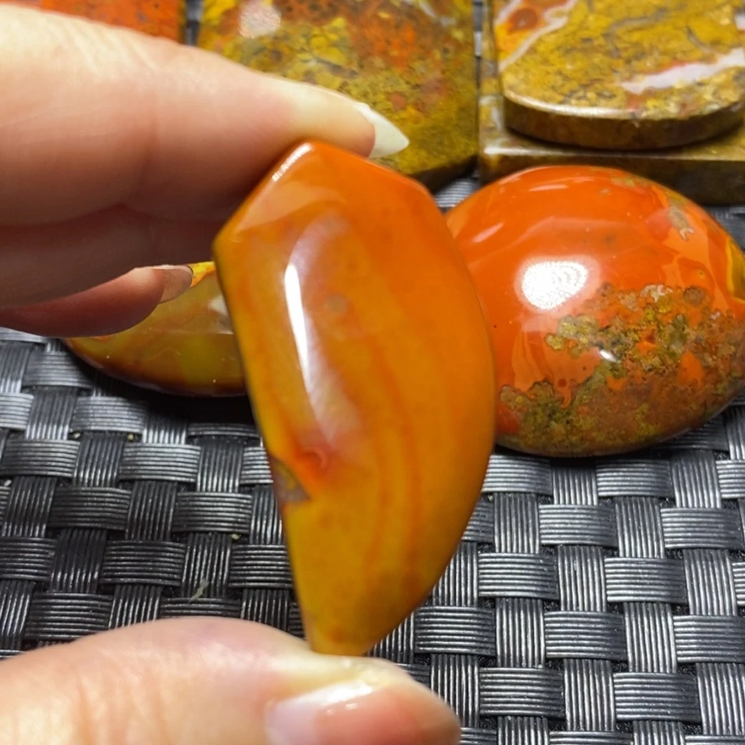 玛瑙/玉髓挂件未镶嵌