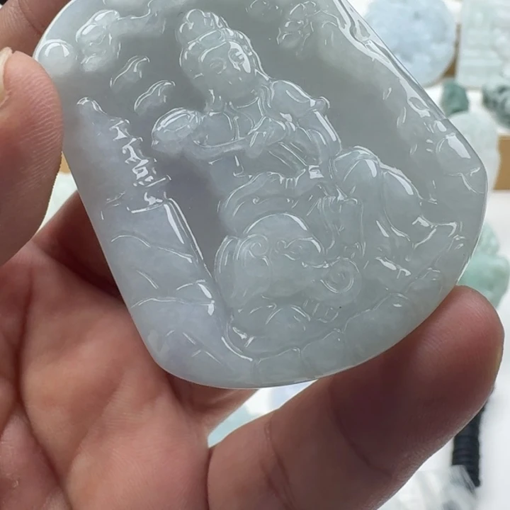 翡翠未镶嵌颈饰天然缅甸A货翡翠