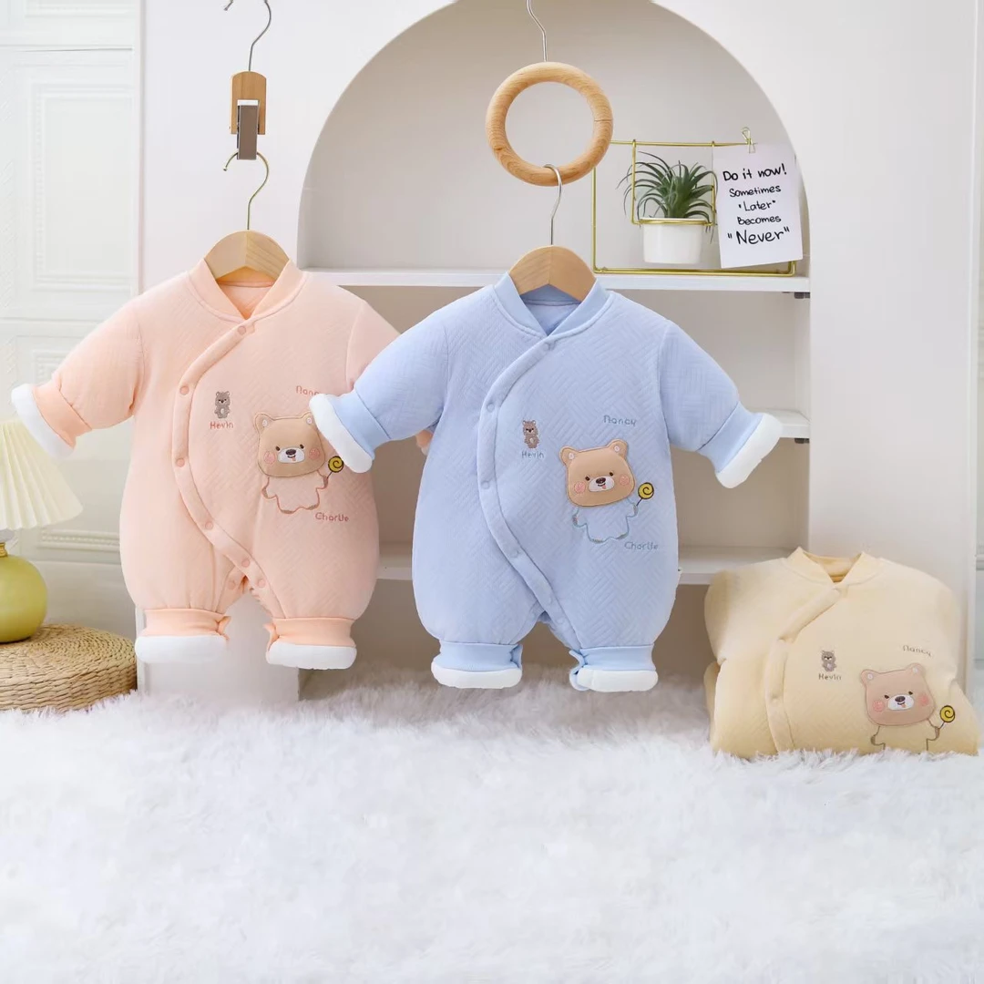 300g加厚新生儿连体衣冬外出服婴儿衣服宝宝蝴蝶衣0-3月棒棒糖