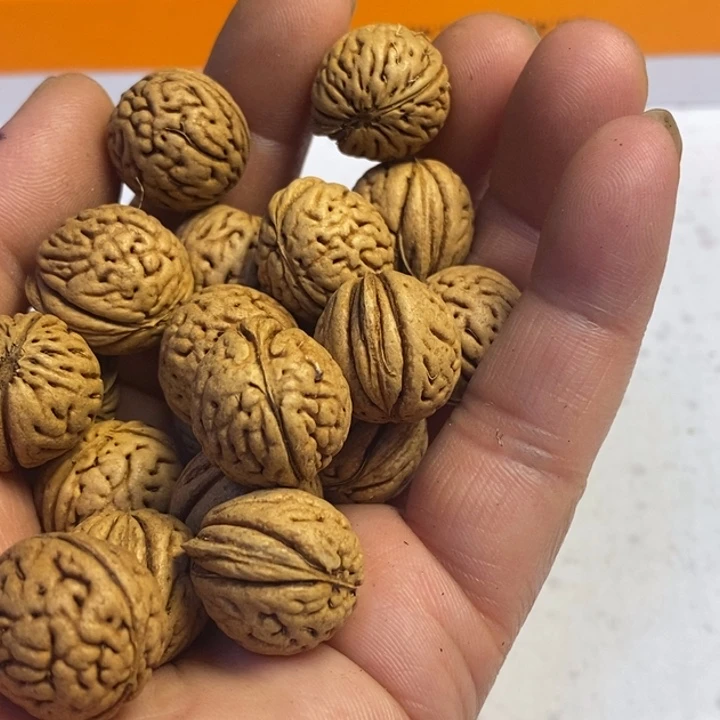 羊***草文玩核桃吊坠东北特产21