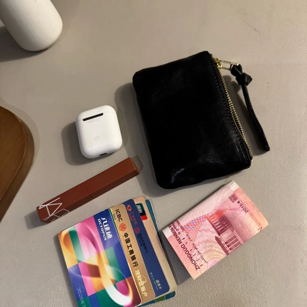 广州包黛高端定制系列原创设计托马斯植鞣牛皮零钱包