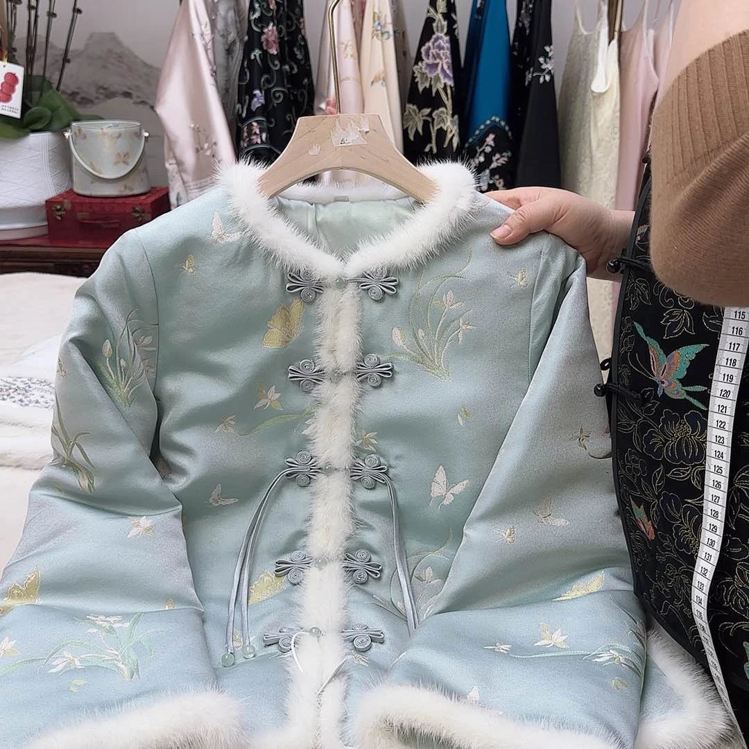 刺绣y**麟苏州真丝衣服