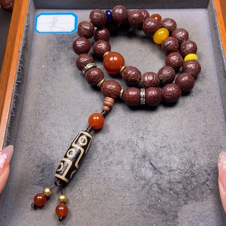 凤眼菩提吊坠菩提