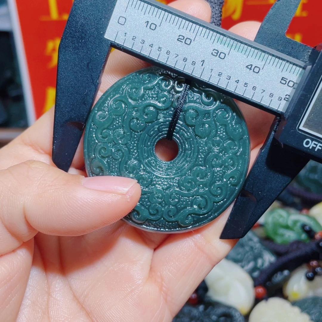 和田玉未镶嵌颈饰拍一发一