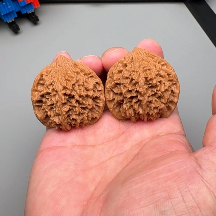 文玩核桃把件满天星44全品