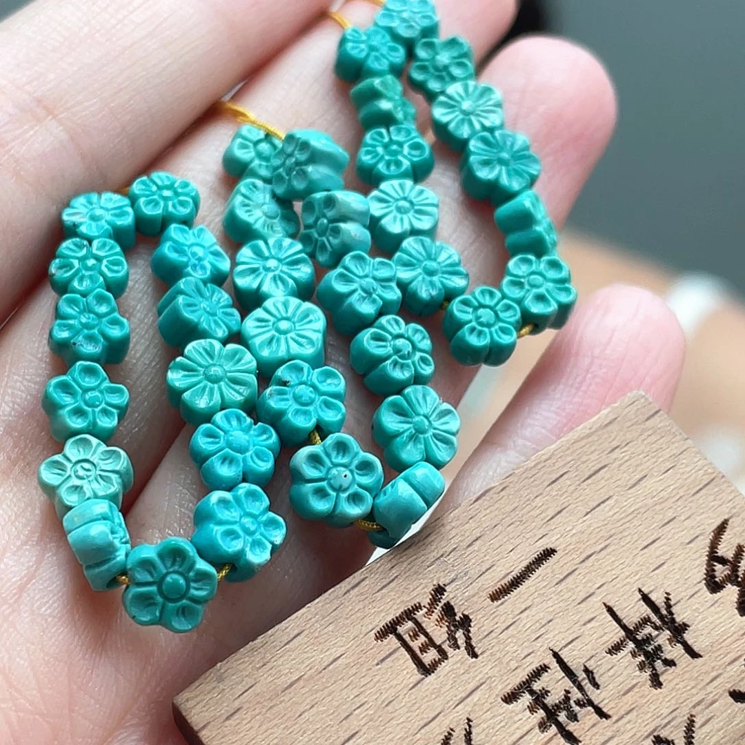 未镶嵌绿松石颈饰
