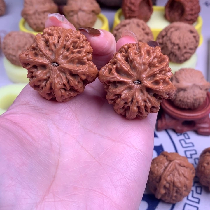 文玩核桃吊坠秦闷42尺