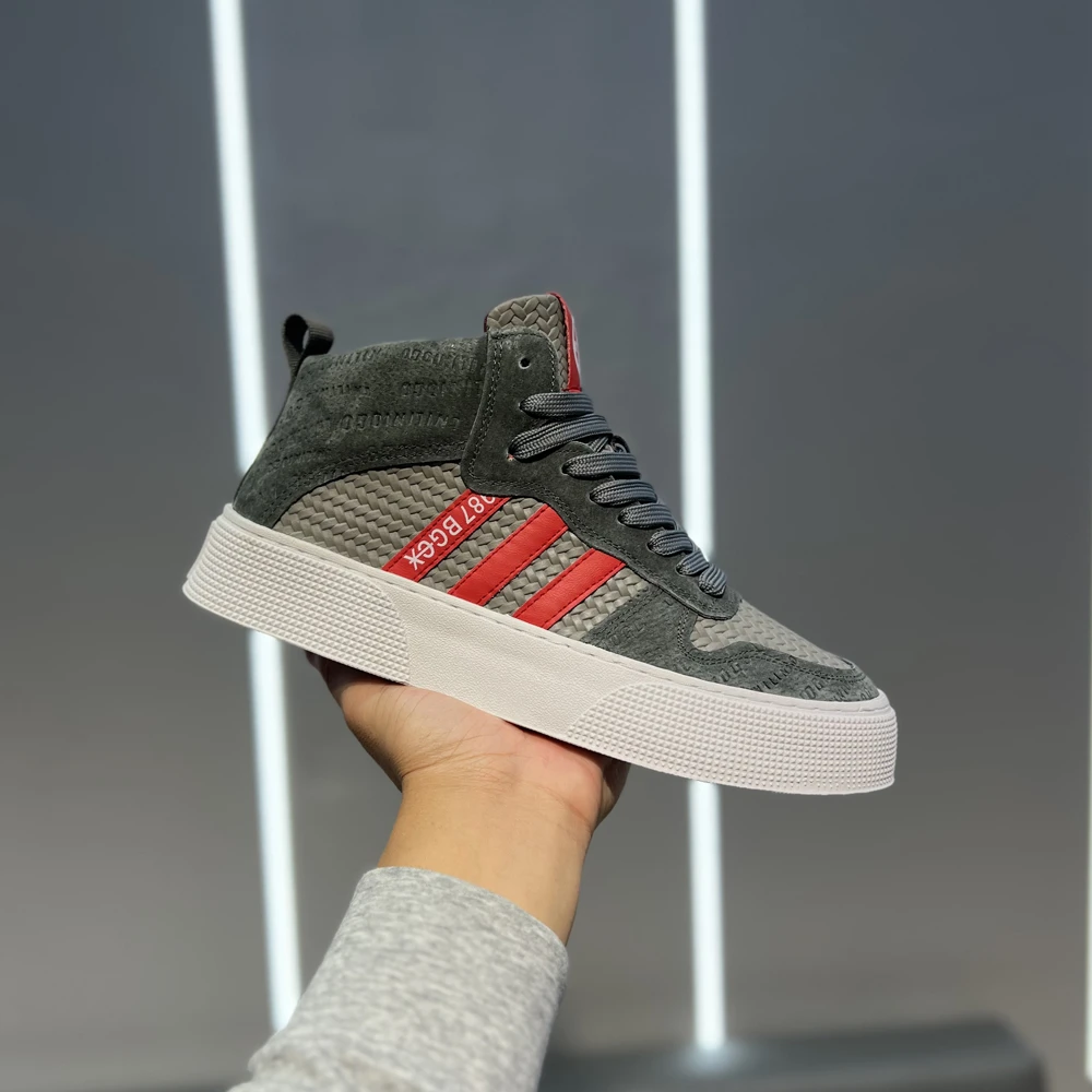 经典条纹高帮板鞋时尚运动百搭软底软面舒适男士潮流休闲鞋春秋