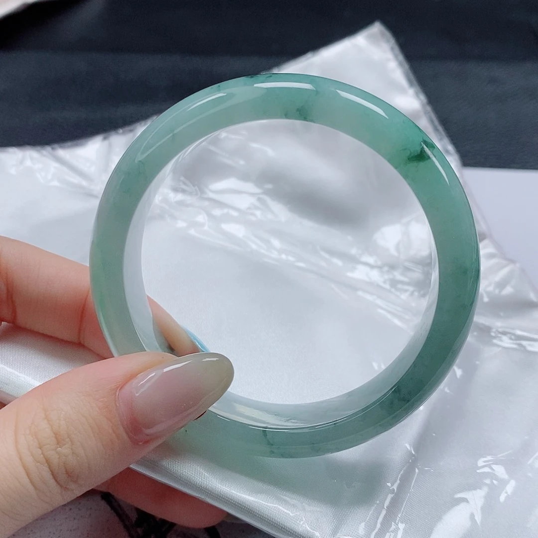 【闪购商品】未镶嵌手镯翡翠411号