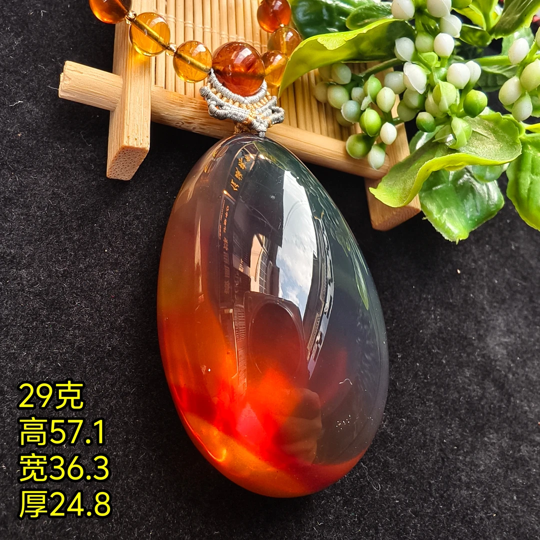 【月光琥珀】29克缅甸琥珀红蜜蓝膜水滴吊坠