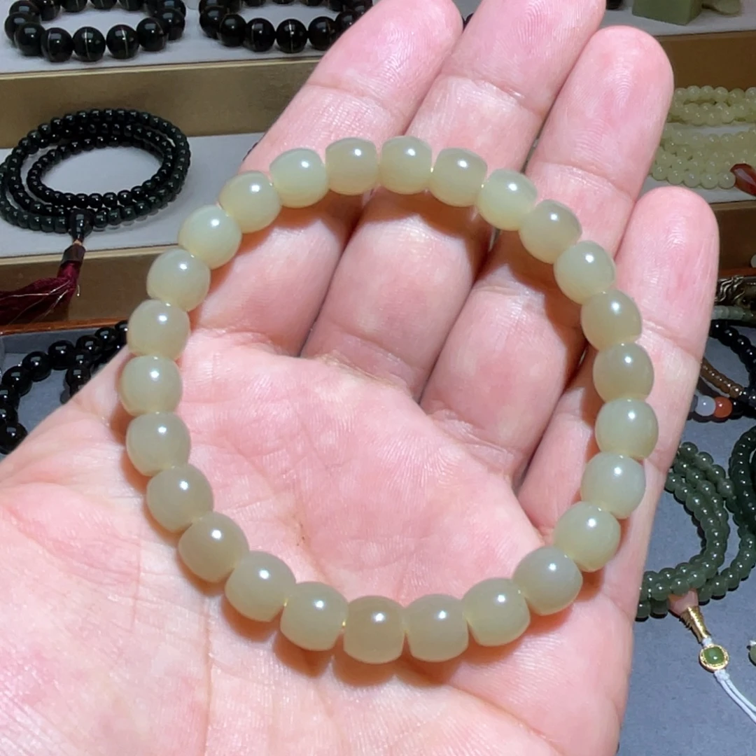 和田玉未镶嵌手串