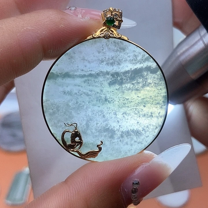 翡翠18K金镶嵌吊坠(不含链)