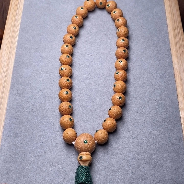 凤眼菩提手串12mm➕绿宝石镶嵌手持