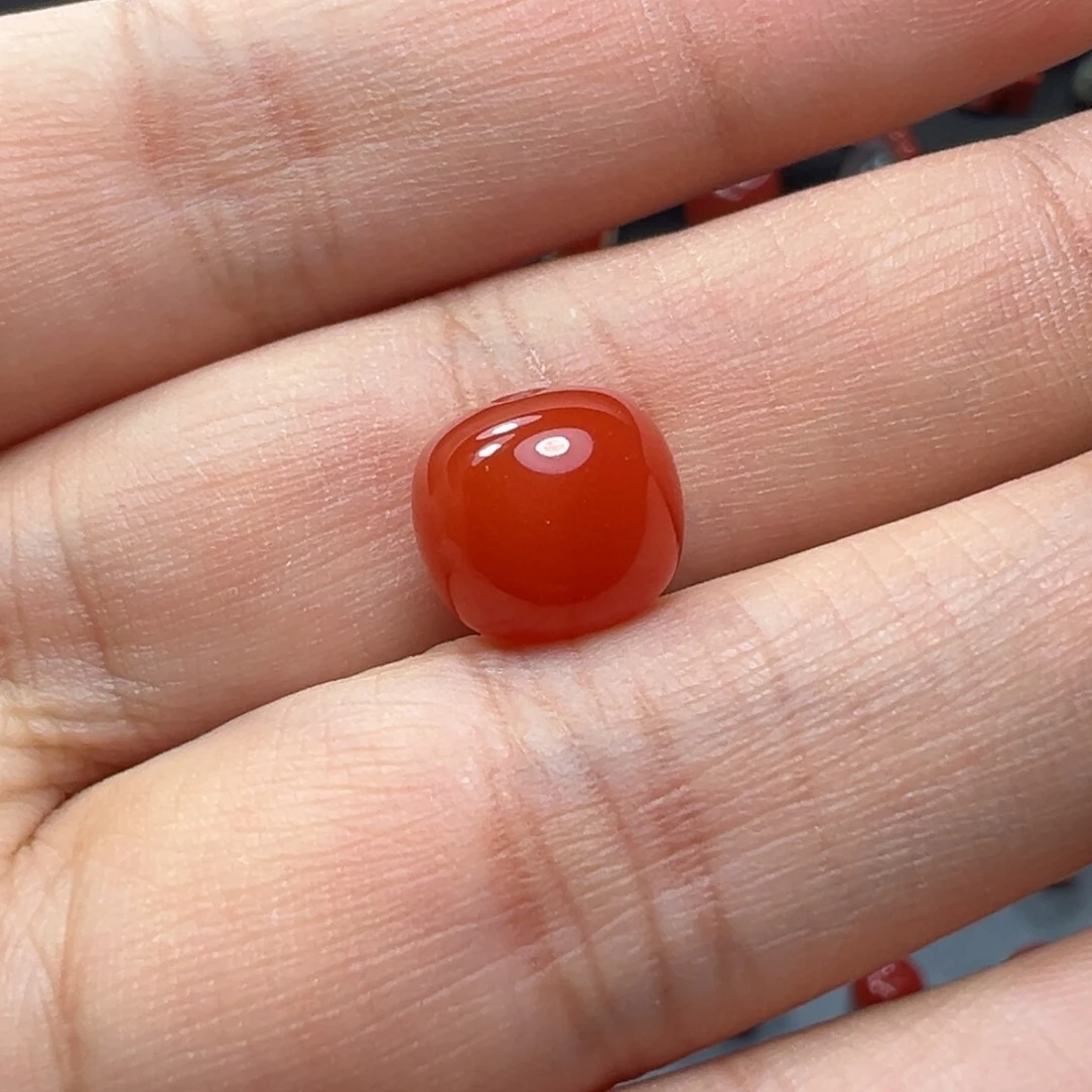 南红玛瑙珠子未镶嵌