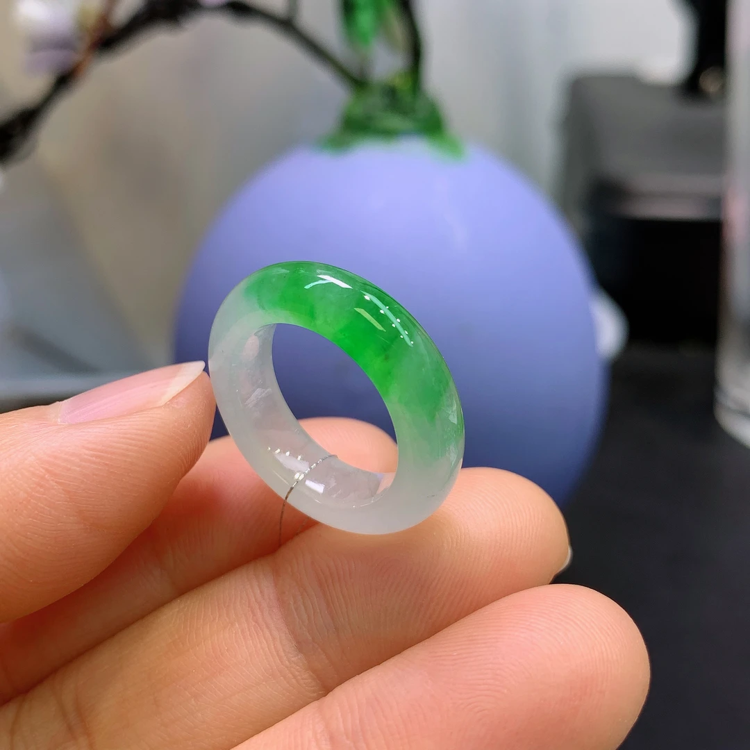 11圈口缅甸天然翡翠A货冰甜阳绿戒指324#