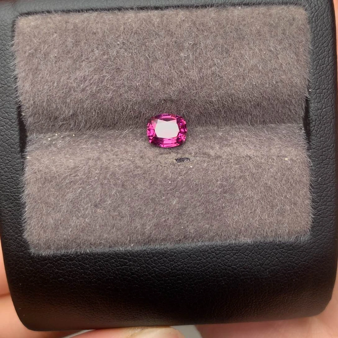 裸石尖晶石0.985ct