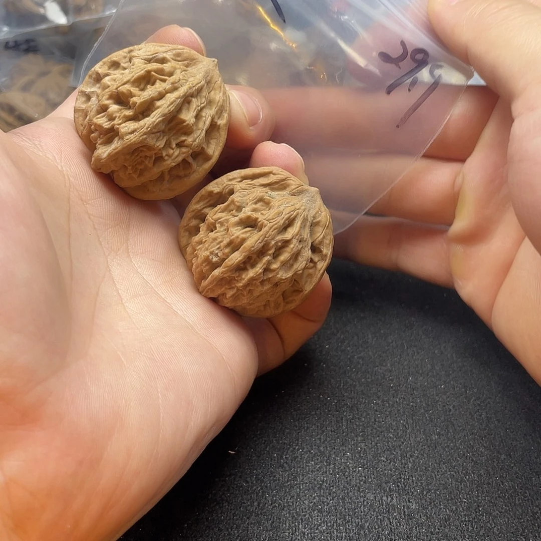 文玩核桃把件麦虎