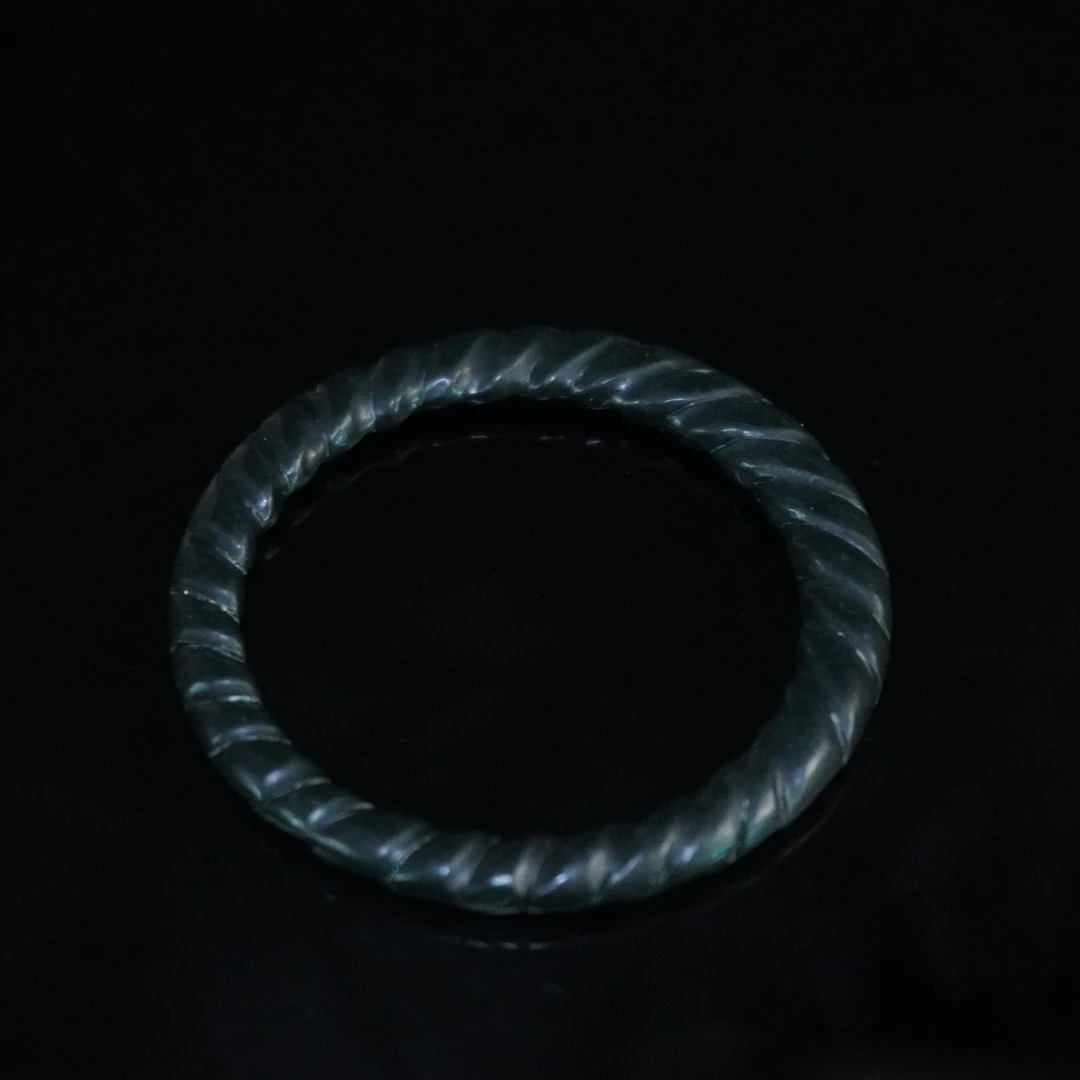 清代和田青玉绞丝环423261*古玉*传承