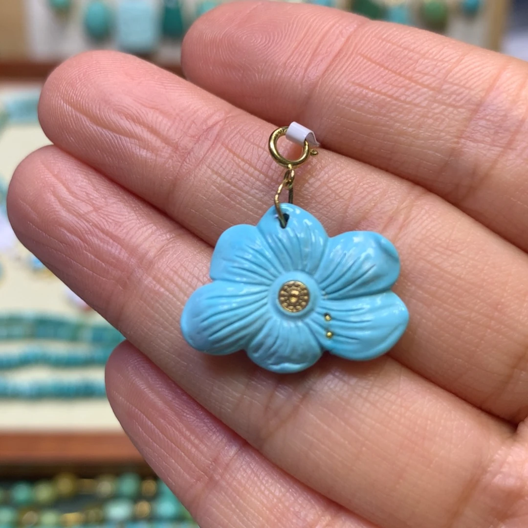 绿松石挂件18K金镶嵌